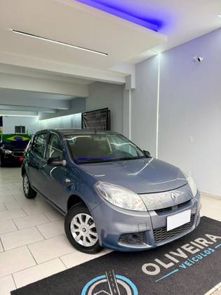 RENAULT SANDERO 1.0 EXPRESSION 16V FLEX 4P MANUAL RENAULT SANDERO 1.0 EXPRESSION 16V FLEX 4P MANUAL